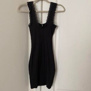Chic Black Lace Trim Dress